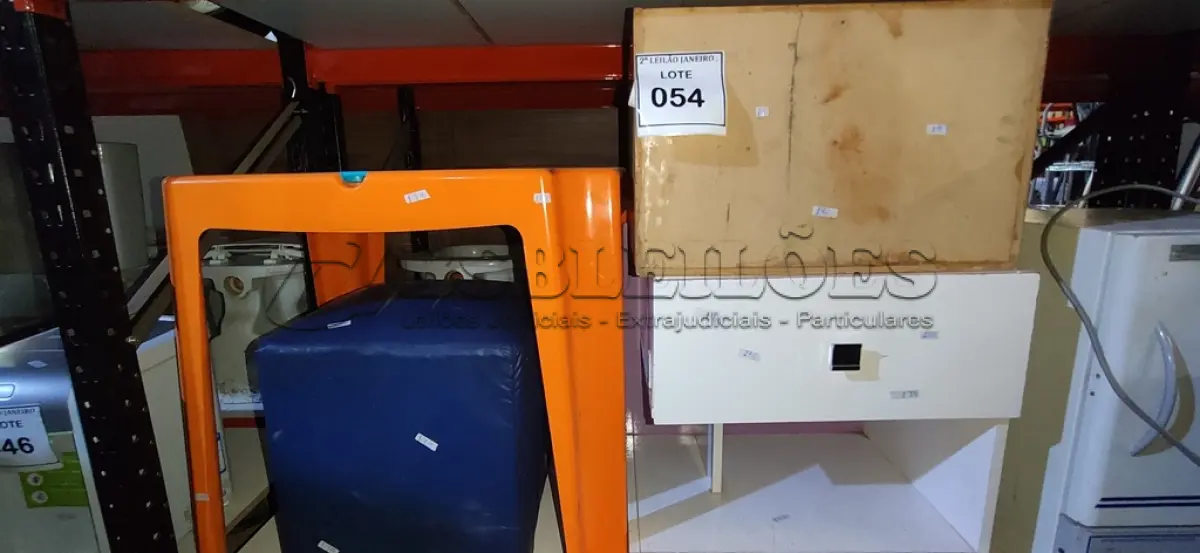 LOTE 054