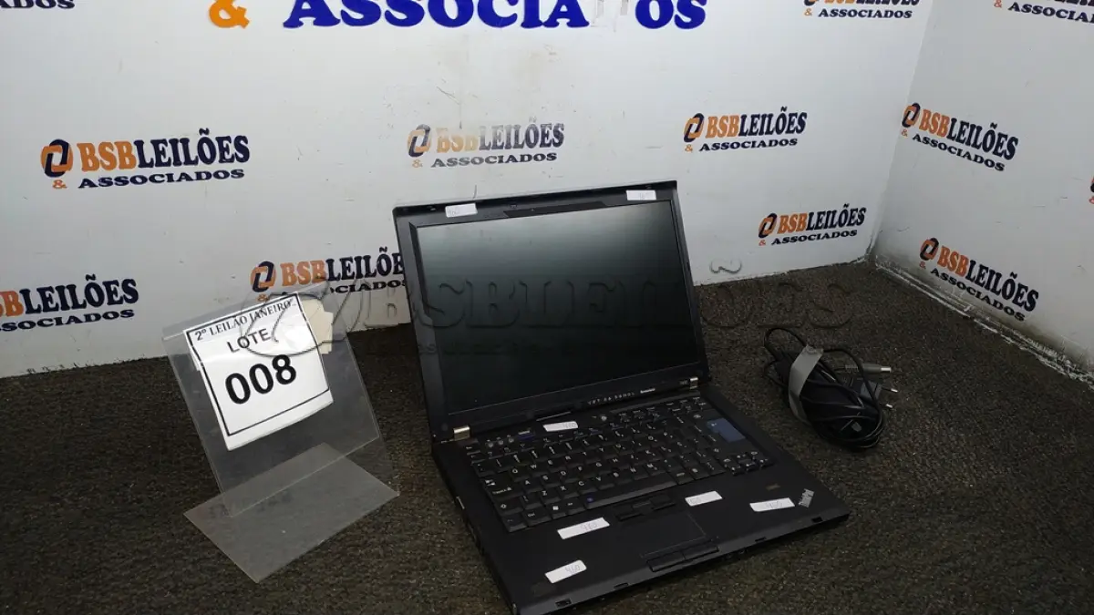 LOTE 008 - 01 NOTEBOOK MARCA LENOVO SÉRIE THINKPAD COM FONTE. (NO ESTADO) ATENÇÃO! FAZER A VISITAÇÃO ANTES DE ARREMATAR, NÃO SABEMOS SE FUNCIONA. LEILÃO NÃO TEM GARANTIA E NEM DEVOLUÇÃO, SUJEITO A POSSÍVEIS AVARIAS VISÍVEIS/OCULTAS E/OU AUSÊNCIA DE COMPONENTES.