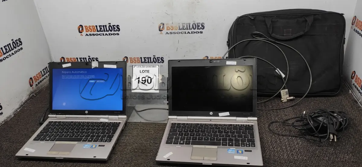 LOTE 190 - 02 NOTEBOOKS MARCA HP COM 01 FONTE E 01 PASTA. (NO ESTADO) ATENÇÃO! FAZER A VISITAÇÃO ANTES DE ARREMATAR, NÃO SABEMOS SE FUNCIONA. LEILÃO NÃO TEM GARANTIA E NEM DEVOLUÇÃO, SUJEITO A POSSÍVEIS AVARIAS VISÍVEIS/OCULTAS E/OU AUSÊNCIA DE COMPONENTES.