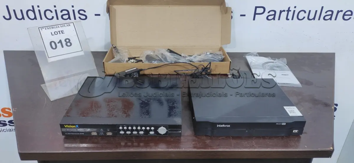 LOTE 018 - 01 DVR VISION X 4 CANAIS, 01 DVR INTELBRAS 4 CANAIS E 09 BALUNS HDCVI INTELBRAS.  (NO ESTADO) ATENÇÃO! FAZER A VISITAÇÃO ANTES DE ARREMATAR, NÃO SABEMOS SE FUNCIONA, LEILÃO NÃO TEM GARANTIA E NEM DEVOLUÇÃO, SUJEITO A POSSÍVEIS AVARIAS VISÍVEIS/OCULTAS E/OU AUSÊNCIA DE COMPONENTES.