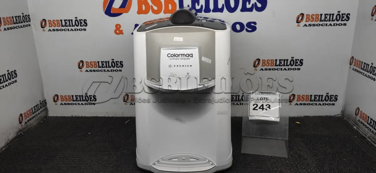 LOTE 243 - 01 PURIFICADOR DE ÁGUA MARCA COLORMAQ. (NO ESTADO) ATENÇÃO! FAZER A VISITAÇÃO ANTES DE ARREMATAR, NÃO SABEMOS SE FUNCIONA. LEILÃO NÃO TEM GARANTIA E NEM DEVOLUÇÃO, SUJEITO A POSSÍVEIS AVARIAS VISÍVEIS/OCULTAS E/OU AUSÊNCIA DE COMPONENTES.