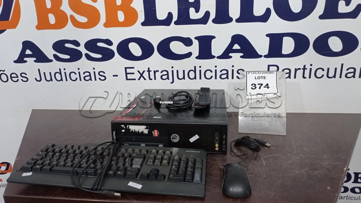 LOTE 374 - 01 CPU INFORWAY 4GB HD 500, 01 MOUSE , 01 TECLADO , 01 BASE DE CPU, 01 CABO DE FORÇA. (NO ESTADO) ATENÇÃO! FAZER A VISITAÇÃO ANTES DE ARREMATAR, NÃO SABEMOS SE FUNCIONA. LEILÃO NÃO TEM GARANTIA E NEM DEVOLUÇÃO, SUJEITO A POSSÍVEIS AVARIAS VISÍVEIS/OCULTAS E/OU AUSÊNCIA DE COMPONENTES.