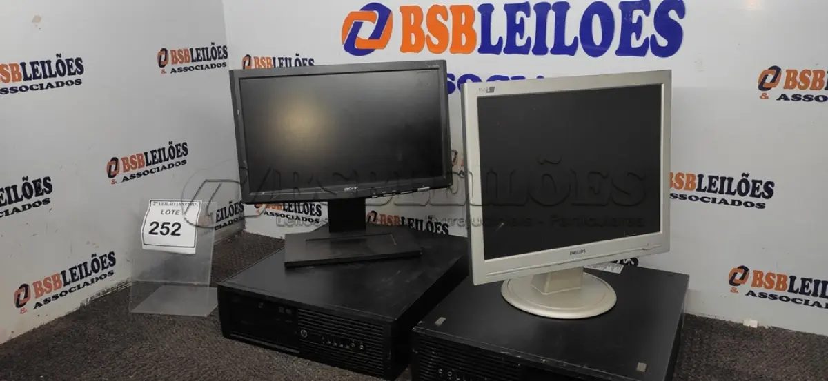 LOTE 252 - 02 CPUS DDR3 MARCA HP E 02 MONITORES MARCAS ACER E PHILIPS. (NO ESTADO) ATENÇÃO! FAZER A VISITAÇÃO ANTES DE ARREMATAR, NÃO SABEMOS SE FUNCIONA, LEILÃO NÃO TEM GARANTIA E NEM DEVOLUÇÃO, SUJEITO A POSSÍVEIS AVARIAS VISÍVEIS/OCULTAS E/OU AUSÊNCIA DE COMPONENTES.