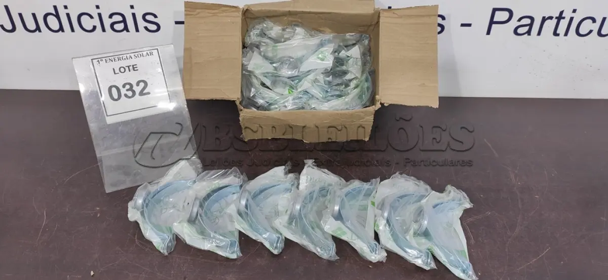 LOTE 032 - 01 CAIXA COM ABRAÇADEIRAS COPO 4”. (NO ESTADO) ATENÇÃO! FAZER A VISITAÇÃO ANTES DE ARREMATAR, NÃO SABEMOS SE FUNCIONA, LEILÃO NÃO TEM GARANTIA E NEM DEVOLUÇÃO, SUJEITO A POSSÍVEIS AVARIAS VISÍVEIS/OCULTAS E/OU AUSÊNCIA DE COMPONENTES.