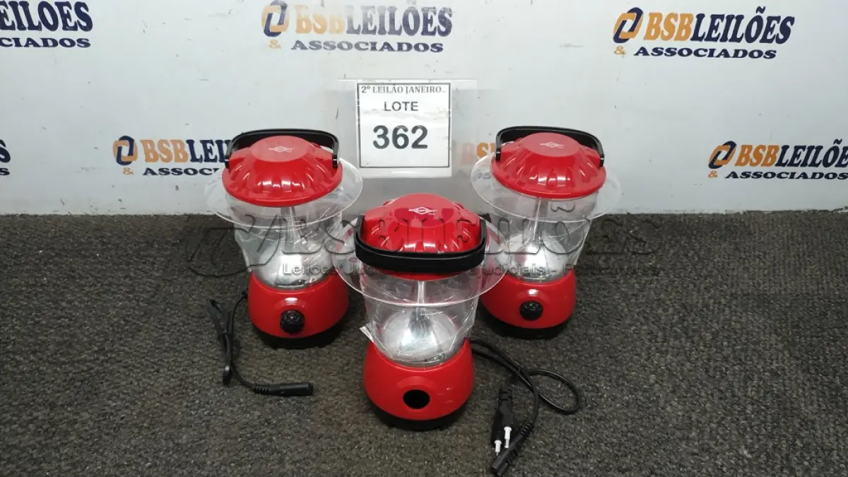 LOTE 362 - 03 LAMPIÕES RECARREGÁVEIS. (NO ESTADO) ATENÇÃO! FAZER A VISITAÇÃO ANTES DE ARREMATAR, NÃO SABEMOS SE FUNCIONA. LEILÃO NÃO TEM GARANTIA E NEM DEVOLUÇÃO, SUJEITO A POSSÍVEIS AVARIAS VISÍVEIS/OCULTAS E/OU AUSÊNCIA DE COMPONENTES.