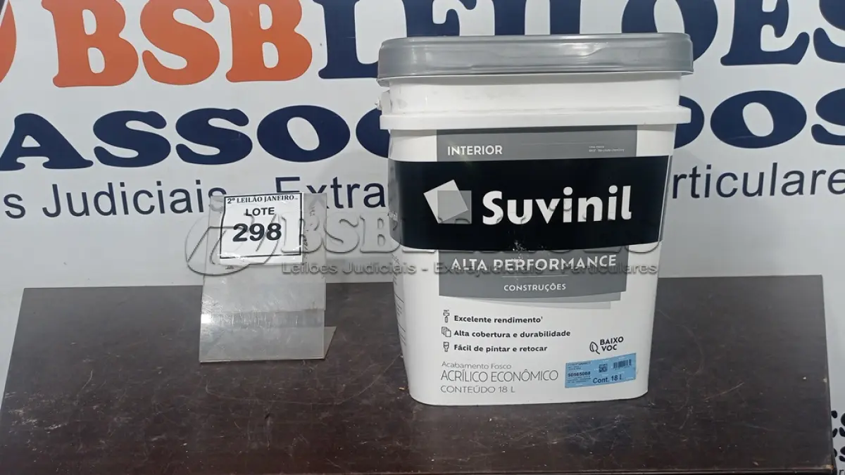 LOTE 298 - 01 BALDE DE TINTA ACRÍLICA INTERIOR DE 18L NA COR FOSCO BRANCO MARCA SUVINIL. (NO ESTADO) ATENÇÃO! FAZER A VISITAÇÃO ANTES DE ARREMATAR, NÃO SABEMOS SE FUNCIONA. LEILÃO NÃO TEM GARANTIA E NEM DEVOLUÇÃO, SUJEITO A POSSÍVEIS AVARIAS VISÍVEIS/OCULTAS E/OU AUSÊNCIA DE COMPONENTES.