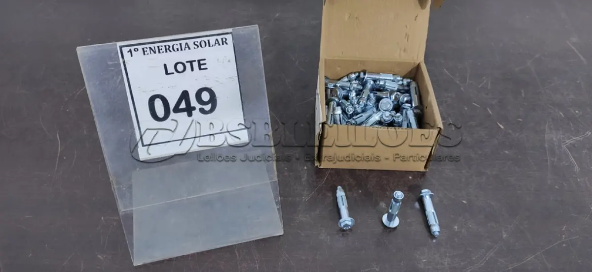 LOTE 049 - 01 CAIXA COM PARA BOLTS ZINCADOS COM PARAFUSO ¼. (NO ESTADO) ATENÇÃO! FAZER A VISITAÇÃO ANTES DE ARREMATAR, NÃO SABEMOS SE FUNCIONA, LEILÃO NÃO TEM GARANTIA E NEM DEVOLUÇÃO, SUJEITO A POSSÍVEIS AVARIAS VISÍVEIS/OCULTAS E/OU AUSÊNCIA DE COMPONENTES.