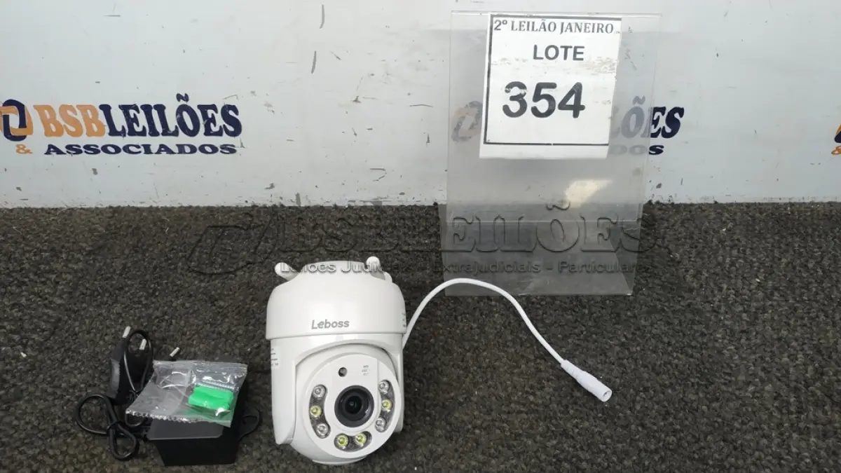 LOTE 354 - 01 CÂMERA IP WIFI A PROVA D’ÁGUA COM VISÃO NOTURNA RASTREIO DE PESSOAS TRANSLAÇÃO E INCLINAÇÃO 360 GRAU APPS YOOSEE (PRODUTO NOVO). (NO ESTADO) ATENÇÃO! FAZER A VISITAÇÃO ANTES DE ARREMATAR, NÃO SABEMOS SE FUNCIONA. LEILÃO NÃO TEM GARANTIA E NEM DEVOLUÇÃO, SUJEITO A POSSÍVEIS AVARIAS VISÍVEIS/OCULTAS E/OU AUSÊNCIA DE COMPONENTES.
