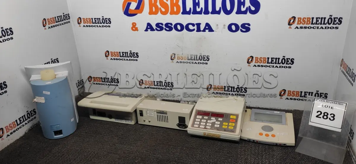 LOTE 283 - 05 EQUIPAMENTOS DE ESTÉTICA MODELOS E FUNÇÕES DIVERSAS. (NO ESTADO) ATENÇÃO! FAZER A VISITAÇÃO ANTES DE ARREMATAR, NÃO SABEMOS SE FUNCIONA, LEILÃO NÃO TEM GARANTIA E NEM DEVOLUÇÃO, SUJEITO A POSSÍVEIS AVARIAS VISÍVEIS/OCULTAS E/OU AUSÊNCIA DE COMPONENTES.