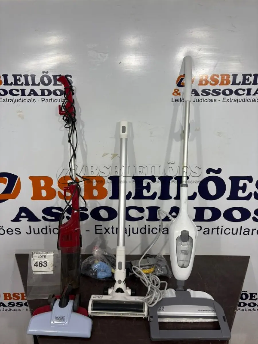 LOTE 463 - 02 ASPIRADORES DE PÓ MARCA BLACK DECKER E 01 ASPIRADOR DE PÓ MARCA MONDIAL. (NO ESTADO) ATENÇÃO! FAZER A VISITAÇÃO ANTES DE ARREMATAR, NÃO SABEMOS SE FUNCIONA, LEILÃO NÃO TEM GARANTIA E NEM DEVOLUÇÃO, SUJEITO A POSSÍVEIS AVARIAS VISÍVEIS/OCULTAS E/OU AUSÊNCIA DE COMPONENTES.