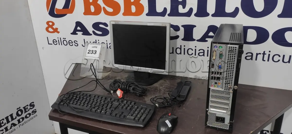LOTE 233 - 01 MONITOR MARCA SAMSUNG, 01 CPU INFORWAY 4GB HD 500, 01 MOUSE , 01 TECLADO , 01 BASE DE CPU E CABO DE FORÇA. (NO ESTADO) ATENÇÃO! FAZER A VISITAÇÃO ANTES DE ARREMATAR, NÃO SABEMOS SE FUNCIONA. LEILÃO NÃO TEM GARANTIA E NEM DEVOLUÇÃO, SUJEITO A POSSÍVEIS AVARIAS VISÍVEIS/OCULTAS E/OU AUSÊNCIA DE COMPONENTES.