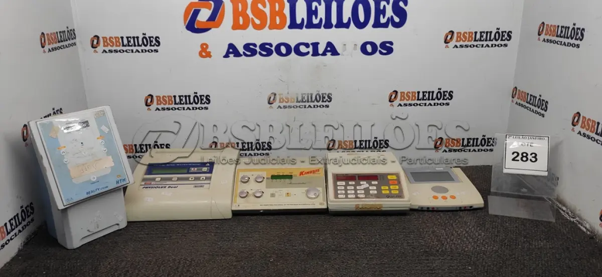 LOTE 283 - 05 EQUIPAMENTOS DE ESTÉTICA MODELOS E FUNÇÕES DIVERSAS. (NO ESTADO) ATENÇÃO! FAZER A VISITAÇÃO ANTES DE ARREMATAR, NÃO SABEMOS SE FUNCIONA, LEILÃO NÃO TEM GARANTIA E NEM DEVOLUÇÃO, SUJEITO A POSSÍVEIS AVARIAS VISÍVEIS/OCULTAS E/OU AUSÊNCIA DE COMPONENTES.
