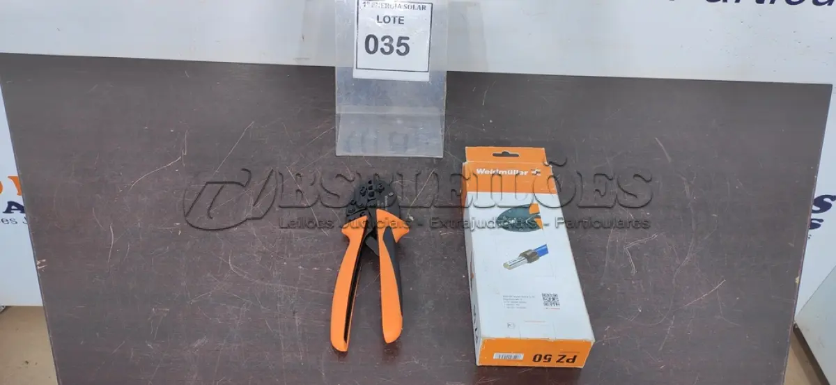 LOTE 035 - 01 ALICATE PARA CRIMPAGEM WEIDMULLER PZ 50. (NO ESTADO) ATENÇÃO! FAZER A VISITAÇÃO ANTES DE ARREMATAR, NÃO SABEMOS SE FUNCIONA, LEILÃO NÃO TEM GARANTIA E NEM DEVOLUÇÃO, SUJEITO A POSSÍVEIS AVARIAS VISÍVEIS/OCULTAS E/OU AUSÊNCIA DE COMPONENTES.
