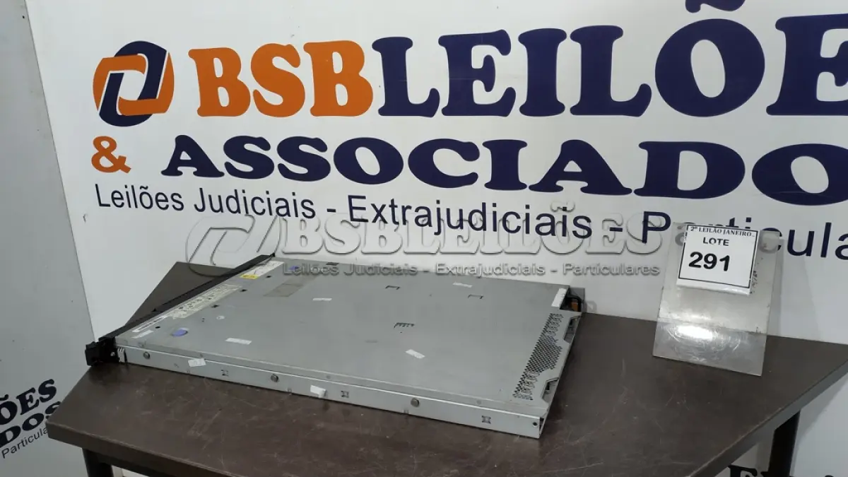 LOTE 291 - 01 SERVIDOR IBM SYSTEM X3550 M3. (NO ESTADO) ATENÇÃO! FAZER A VISITAÇÃO ANTES DE ARREMATAR, NÃO SABEMOS SE FUNCIONA. LEILÃO NÃO TEM GARANTIA E NEM DEVOLUÇÃO, SUJEITO A POSSÍVEIS AVARIAS VISÍVEIS/OCULTAS E/OU AUSÊNCIA DE COMPONENTES.