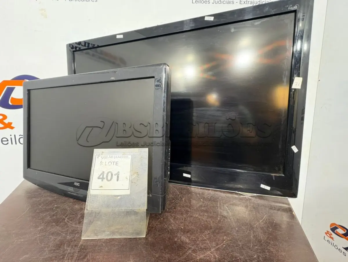 LOTE 401 - 01 TV LCD 46’’ MARCA LG E 01 TV LCD 26’’ MARCA AOC. (NO ESTADO) ATENÇÃO! FAZER A VISITAÇÃO ANTES DE ARREMATAR, NÃO SABEMOS SE FUNCIONA. LEILÃO NÃO TEM GARANTIA E NEM DEVOLUÇÃO, SUJEITO A POSSÍVEIS AVARIAS VISÍVEIS/OCULTAS E/OU AUSÊNCIA DE COMPONENTES.