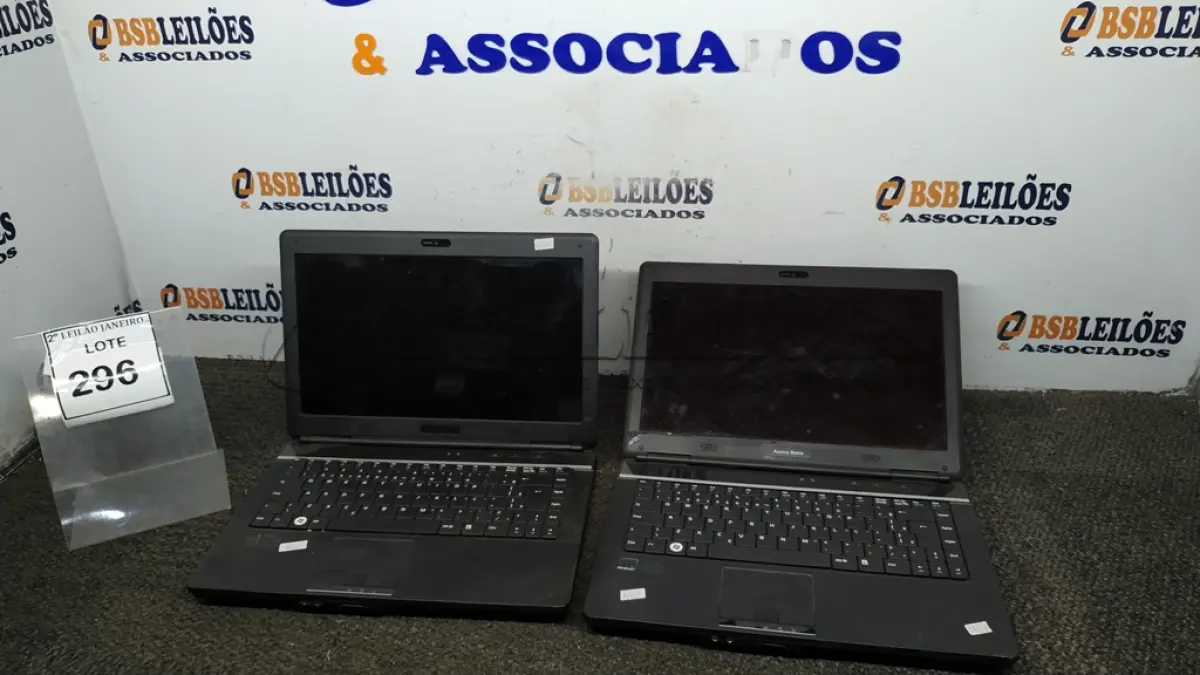 LOTE 296 - 02 NOTEBOOKS MARCA POITIVO SEM FONTE. (NO ESTADO) ATENÇÃO! FAZER A VISITAÇÃO ANTES DE ARREMATAR, NÃO SABEMOS SE FUNCIONA. LEILÃO NÃO TEM GARANTIA E NEM DEVOLUÇÃO, SUJEITO A POSSÍVEIS AVARIAS VISÍVEIS/OCULTAS E/OU AUSÊNCIA DE COMPONENTES.
