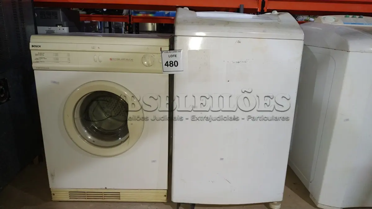 LOTE 480 - 01 MÁQUINA DE LAVAR PARA RETIRADA DE PEÇAS E 01 SECADORA MARCA BOSCH. (NO ESTADO) ATENÇÃO! FAZER A VISITAÇÃO ANTES DE ARREMATAR, NÃO SABEMOS SE FUNCIONA, LEILÃO NÃO TEM GARANTIA E NEM DEVOLUÇÃO, SUJEITO A POSSÍVEIS AVARIAS VISÍVEIS/OCULTAS E/OU AUSÊNCIA DE COMPONENTES.