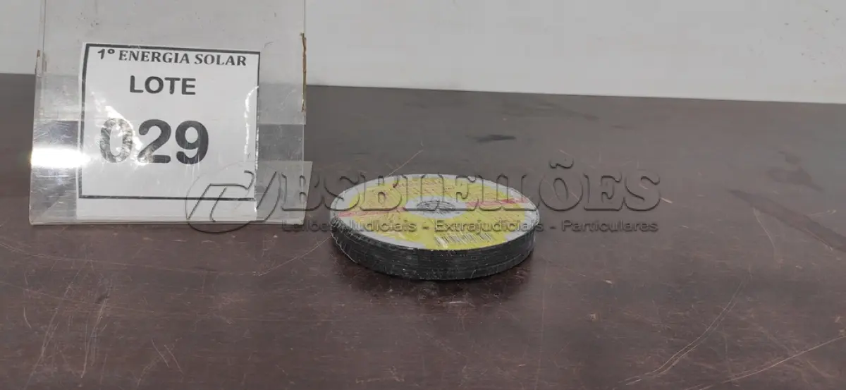 LOTE 029 - 12 DISCOS DE CORTE 115MM X 1,0MM X 22,28MM PEQUENA MARCA STARRETT. (NO ESTADO) ATENÇÃO! FAZER A VISITAÇÃO ANTES DE ARREMATAR, NÃO SABEMOS SE FUNCIONA, LEILÃO NÃO TEM GARANTIA E NEM DEVOLUÇÃO, SUJEITO A POSSÍVEIS AVARIAS VISÍVEIS/OCULTAS E/OU AUSÊNCIA DE COMPONENTES.