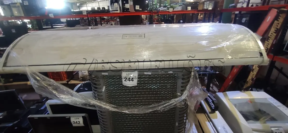 LOTE 244 - 01 EVAPORADORA DE 36.000BTU/H MARCA PHILCO E 01 CONDENSADORA DE 59.000 BTU/H MARCA PHILCO. (NO ESTADO) ATENÇÃO! FAZER A VISITAÇÃO ANTES DE ARREMATAR, NÃO SABEMOS SE FUNCIONA. LEILÃO NÃO TEM GARANTIA E NEM DEVOLUÇÃO, SUJEITO A POSSÍVEIS AVARIAS VISÍVEIS/OCULTAS E/OU AUSÊNCIA DE COMPONENTES.