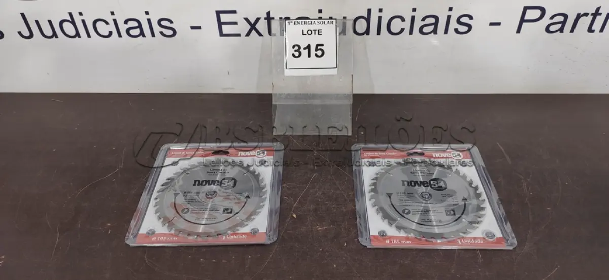 LOTE 315 - 02 LÂMINAS DE SERRA CIRCULAR PARA MADEIRA MARCA NOVE54. (NO ESTADO) ATENÇÃO! FAZER A VISITAÇÃO ANTES DE ARREMATAR, NÃO SABEMOS SE FUNCIONA, LEILÃO NÃO TEM GARANTIA E NEM DEVOLUÇÃO, SUJEITO A POSSÍVEIS AVARIAS VISÍVEIS/OCULTAS E/OU AUSÊNCIA DE COMPONENTES.