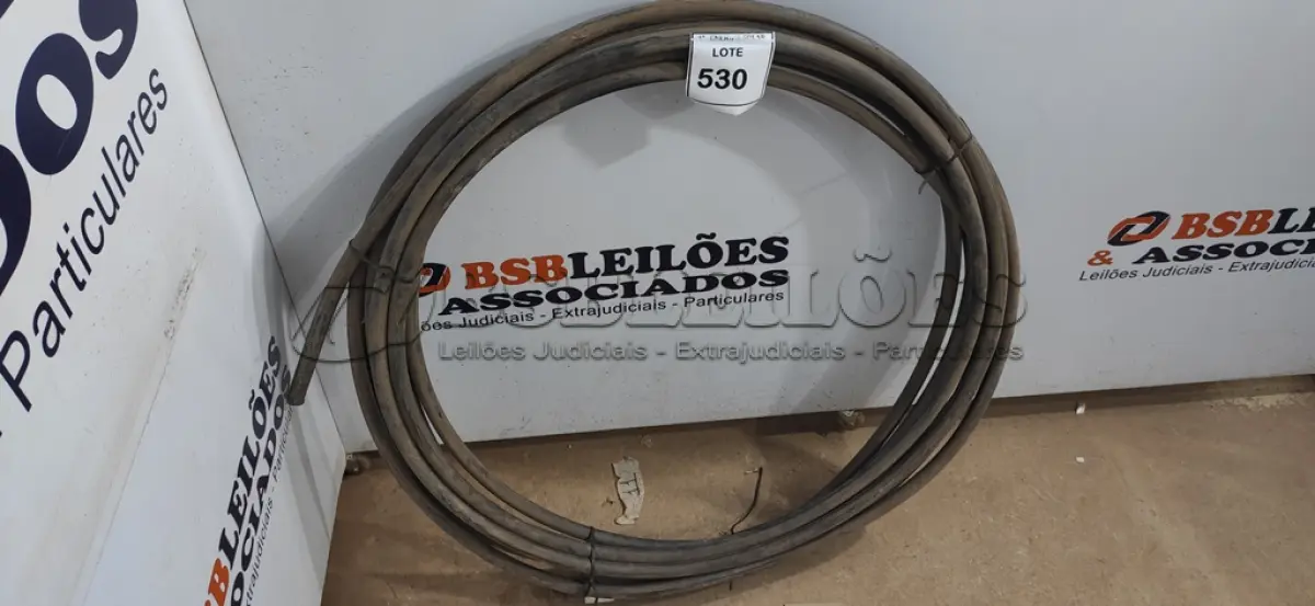 LOTE 530 - 24M DE CABO EM ALUMÍNIO ISOLADO PRETO 185MM. (NO ESTADO) ATENÇÃO! FAZER A VISITAÇÃO ANTES DE ARREMATAR, NÃO SABEMOS SE FUNCIONA, LEILÃO NÃO TEM GARANTIA E NEM DEVOLUÇÃO, SUJEITO A POSSÍVEIS AVARIAS VISÍVEIS/OCULTAS