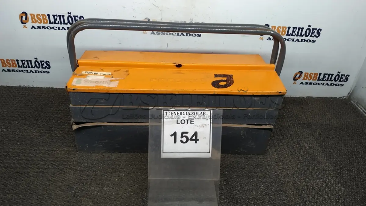 LOTE 154 - 01 CAIXA PARA FERRAMENTAS. (NO ESTADO) ATENÇÃO! FAZER A VISITAÇÃO ANTES DE ARREMATAR, NÃO SABEMOS SE FUNCIONA, LEILÃO NÃO TEM GARANTIA E NEM DEVOLUÇÃO, SUJEITO A POSSÍVEIS AVARIAS VISÍVEIS/OCULTAS E/OU AUSÊNCIA DE COMPONENTES.
