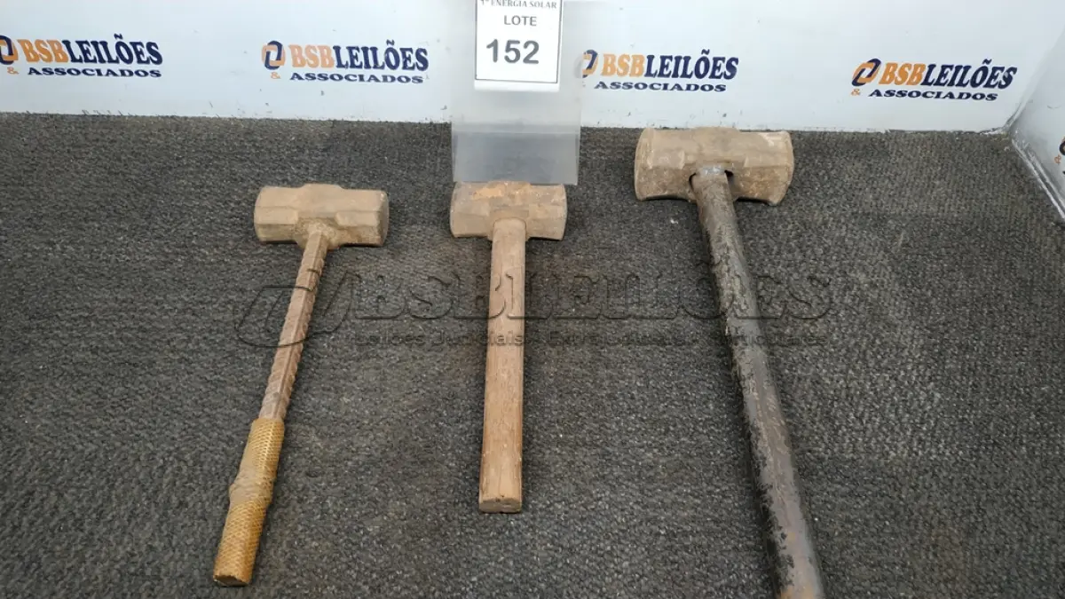LOTE 152 - 03 MARRETAS COM CABOS. (NO ESTADO) ATENÇÃO! FAZER A VISITAÇÃO ANTES DE ARREMATAR, NÃO SABEMOS SE FUNCIONA, LEILÃO NÃO TEM GARANTIA E NEM DEVOLUÇÃO, SUJEITO A POSSÍVEIS AVARIAS VISÍVEIS/OCULTAS E/OU AUSÊNCIA DE COMPONENTES.