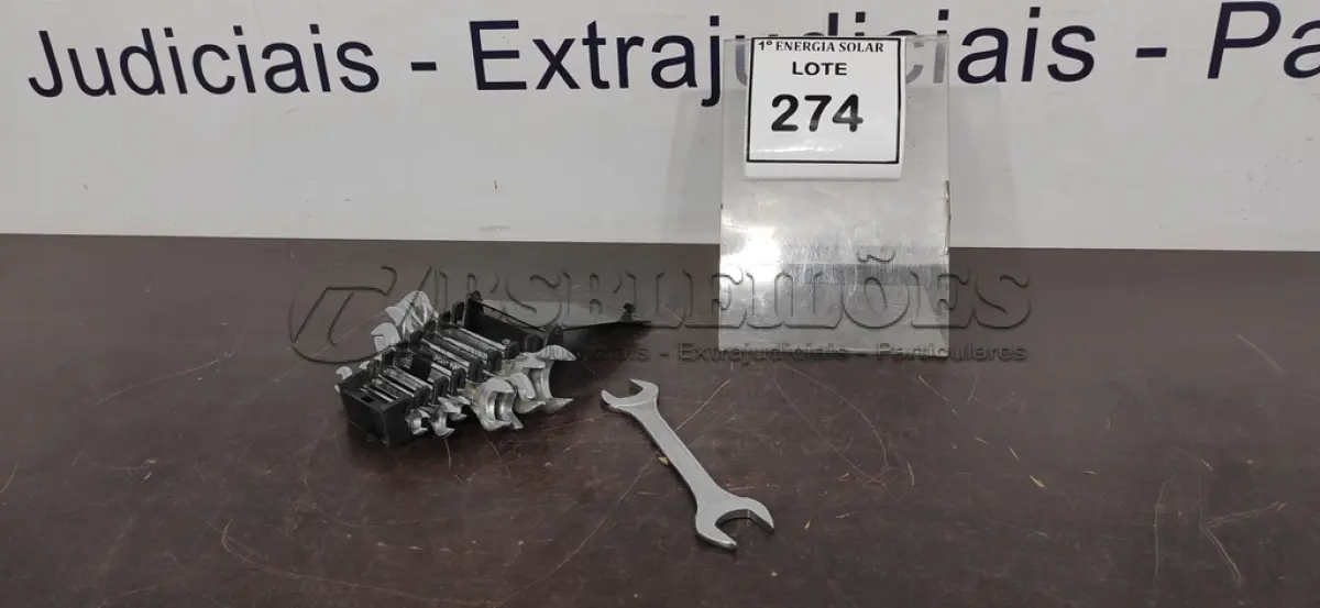 LOTE 274 - 01 JOGO DE CHAVE FIXAS DE AÇO CARBONO 8 PEÇAS 6X7 A 20X22MM MARCA HAMMER. (NO ESTADO) ATENÇÃO! FAZER A VISITAÇÃO ANTES DE ARREMATAR, NÃO SABEMOS SE FUNCIONA, LEILÃO NÃO TEM GARANTIA E NEM DEVOLUÇÃO, SUJEITO A POSSÍVEIS AVARIAS VISÍVEIS/OCULTAS E/OU AUSÊNCIA DE COMPONENTES.