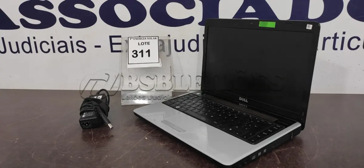 LOTE 311 - 01 NOTEBOOK DELL MODELO INSPIRON 1440 COM FONTE. (NO ESTADO) ATENÇÃO! FAZER A VISITAÇÃO ANTES DE ARREMATAR, NÃO SABEMOS SE FUNCIONA, LEILÃO NÃO TEM GARANTIA E NEM DEVOLUÇÃO, SUJEITO A POSSÍVEIS AVARIAS VISÍVEIS/OCULTAS E/OU AUSÊNCIA DE COMPONENTES.