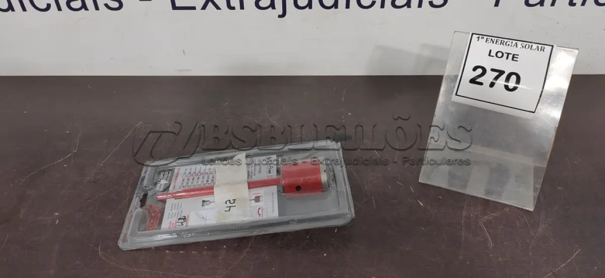LOTE 270 - 01 SERRA COPO DIAMANTADA 53MM. (NO ESTADO) ATENÇÃO! FAZER A VISITAÇÃO ANTES DE ARREMATAR, NÃO SABEMOS SE FUNCIONA, LEILÃO NÃO TEM GARANTIA E NEM DEVOLUÇÃO, SUJEITO A POSSÍVEIS AVARIAS VISÍVEIS/OCULTAS E/OU AUSÊNCIA DE COMPONENTES.