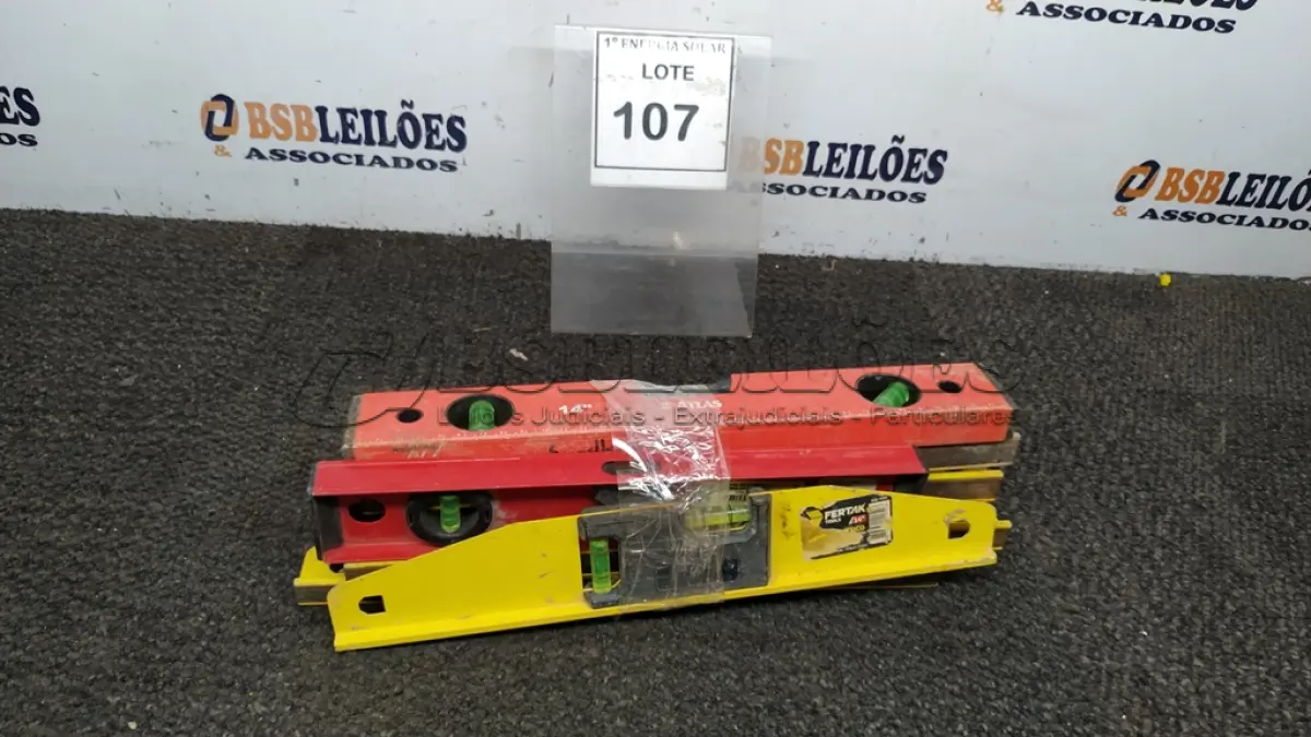 LOTE 107 - 06 NÍVEIS METÁLICOS. (NO ESTADO) ATENÇÃO! FAZER A VISITAÇÃO ANTES DE ARREMATAR, NÃO SABEMOS SE FUNCIONA, LEILÃO NÃO TEM GARANTIA E NEM DEVOLUÇÃO, SUJEITO A POSSÍVEIS AVARIAS VISÍVEIS/OCULTAS E/OU AUSÊNCIA DE COMPONENTES.