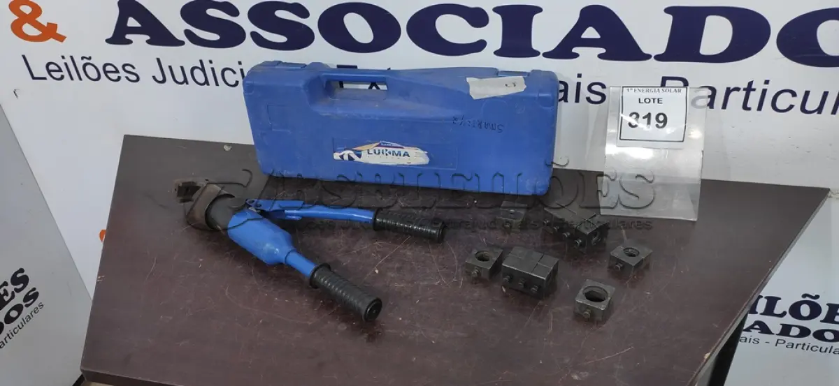 LOTE 319 - 01 ALICATE HIDRÁULICO DE PRENSA TERMINAL. (NO ESTADO) ATENÇÃO! FAZER A VISITAÇÃO ANTES DE ARREMATAR, NÃO SABEMOS SE FUNCIONA, LEILÃO NÃO TEM GARANTIA E NEM DEVOLUÇÃO, SUJEITO A POSSÍVEIS AVARIAS VISÍVEIS/OCULTAS E/OU AUSÊNCIA DE COMPONENTES.