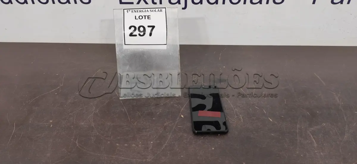 LOTE 297 - 01 CELULAR SAMSUNG GALAXY CORE A03. (NO ESTADO) ATENÇÃO! FAZER A VISITAÇÃO ANTES DE ARREMATAR, NÃO SABEMOS SE FUNCIONA, LEILÃO NÃO TEM GARANTIA E NEM DEVOLUÇÃO, SUJEITO A POSSÍVEIS AVARIAS VISÍVEIS/OCULTAS E/OU AUSÊNCIA DE COMPONENTES.