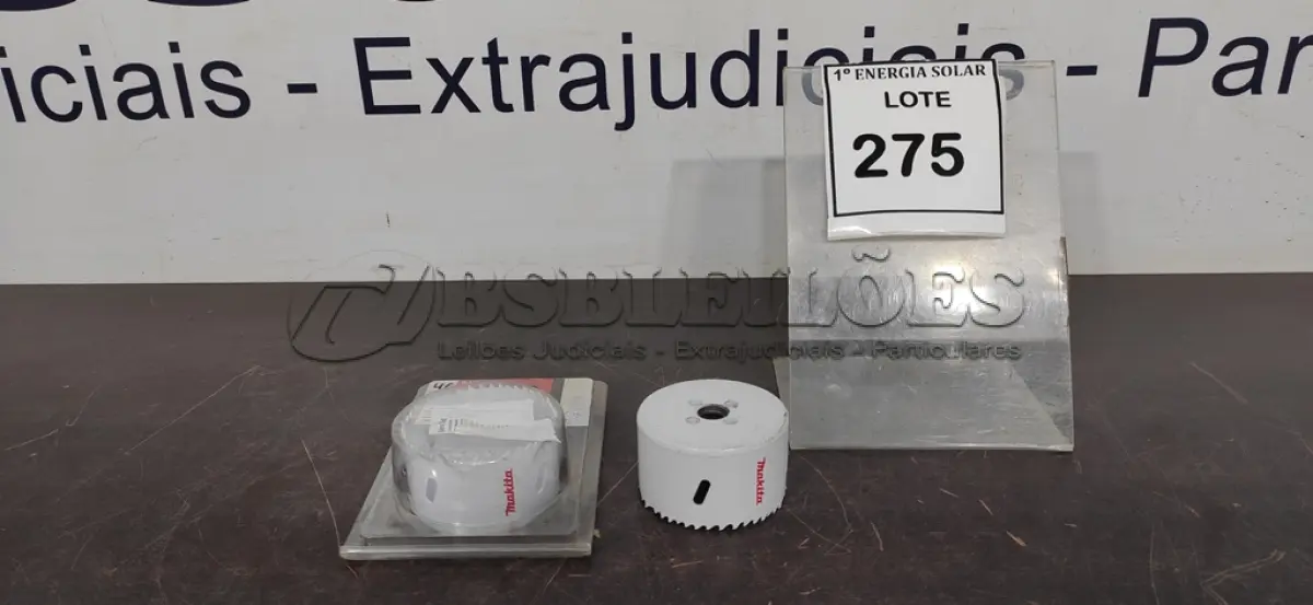 LOTE 275 - 01 SERRA COPO 76MM MARCA MAKITA. (NO ESTADO) ATENÇÃO! FAZER A VISITAÇÃO ANTES DE ARREMATAR, NÃO SABEMOS SE FUNCIONA, LEILÃO NÃO TEM GARANTIA E NEM DEVOLUÇÃO, SUJEITO A POSSÍVEIS AVARIAS VISÍVEIS/OCULTAS E/OU AUSÊNCIA DE COMPONENTES.