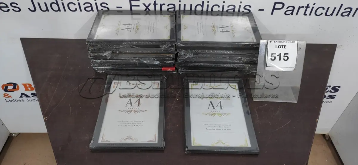LOTE 515 - 01 LOTE COM MOLDURAS PARA QUADRO TAMANHO 21CM X 29,7CM. (NO ESTADO) ATENÇÃO! FAZER A VISITAÇÃO ANTES DE ARREMATAR, NÃO SABEMOS SE FUNCIONA, LEILÃO NÃO TEM GARANTIA E NEM DEVOLUÇÃO, SUJEITO A POSSÍVEIS AVARIAS VISÍVEIS/OCULTAS