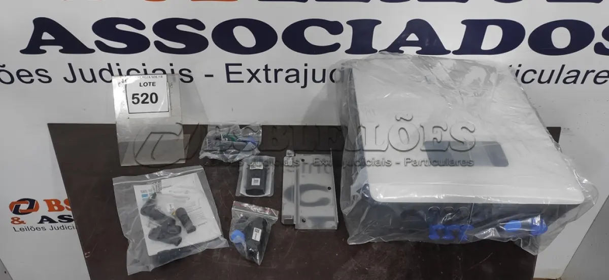 LOTE 520 - 01 INVERSOR SOLAR DA WEG SIW200G M080WO. (NO ESTADO) ATENÇÃO! FAZER A VISITAÇÃO ANTES DE ARREMATAR, NÃO SABEMOS SE FUNCIONA, LEILÃO NÃO TEM GARANTIA E NEM DEVOLUÇÃO, SUJEITO A POSSÍVEIS AVARIAS VISÍVEIS/OCULTAS