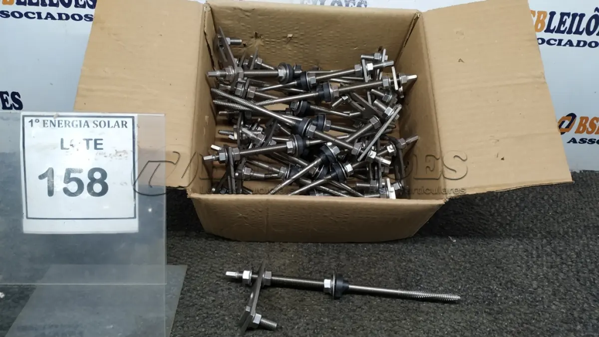 LOTE 158 - 01 CAIXA COM PARAFUSOS DE FIXAÇÃO METÁLICO M10 X 250MM AÇO INOX.  (NO ESTADO) ATENÇÃO! FAZER A VISITAÇÃO ANTES DE ARREMATAR, NÃO SABEMOS SE FUNCIONA, LEILÃO NÃO TEM GARANTIA E NEM DEVOLUÇÃO, SUJEITO A POSSÍVEIS AVARIAS VISÍVEIS/OCULTAS E/OU AUSÊNCIA DE COMPONENTES.