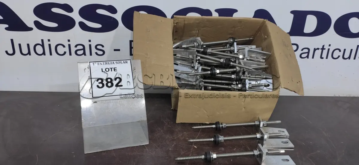 LOTE 382 - 01 CAIXA COM PARAFUSOS DE FIXAÇÃO METÁLICO M10 X 250MM AÇO INOX.  (NO ESTADO) ATENÇÃO! FAZER A VISITAÇÃO ANTES DE ARREMATAR, NÃO SABEMOS SE FUNCIONA, LEILÃO NÃO TEM GARANTIA E NEM DEVOLUÇÃO, SUJEITO A POSSÍVEIS AVARIAS VISÍVEIS/OCULTAS E/OU 