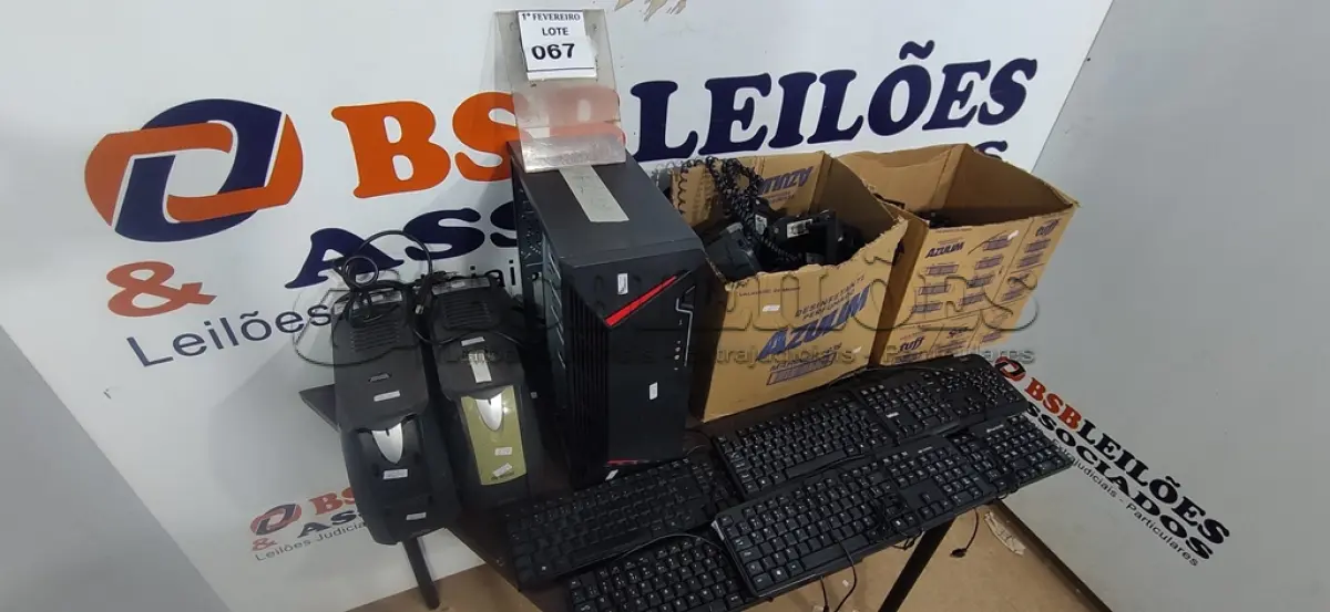 LOTE 067 - 01 GABINETE, 02 NOBREAKS SMS, 06 TECLADOS DE PC E VÁRIOS TELEFONES FIXOS. (NO ESTADO) ATENÇÃO! FAZER A VISITAÇÃO ANTES DE ARREMATAR, NÃO SABEMOS SE FUNCIONA, LEILÃO NÃO TEM GARANTIA E NEM DEVOLUÇÃO, SUJEITO A POSSÍVEIS AVARIAS VISÍVEIS/OCULTAS E/OU AUSÊNCIA DE COMPONENTES.