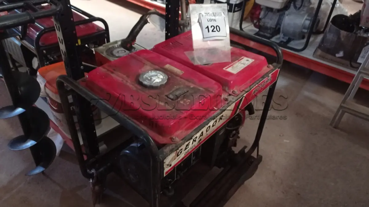 LOTE 120 - 01 GERADOR A DIESEL MODELO MDG5000CLE DE 5.000KVA. (NO ESTADO) ATENÇÃO! FAZER A VISITAÇÃO ANTES DE ARREMATAR, NÃO SABEMOS SE FUNCIONA, LEILÃO NÃO TEM GARANTIA E NEM DEVOLUÇÃO, SUJEITO A POSSÍVEIS AVARIAS VISÍVEIS/OCULTAS E/OU AUSÊNCIA DE COMPONENTES.