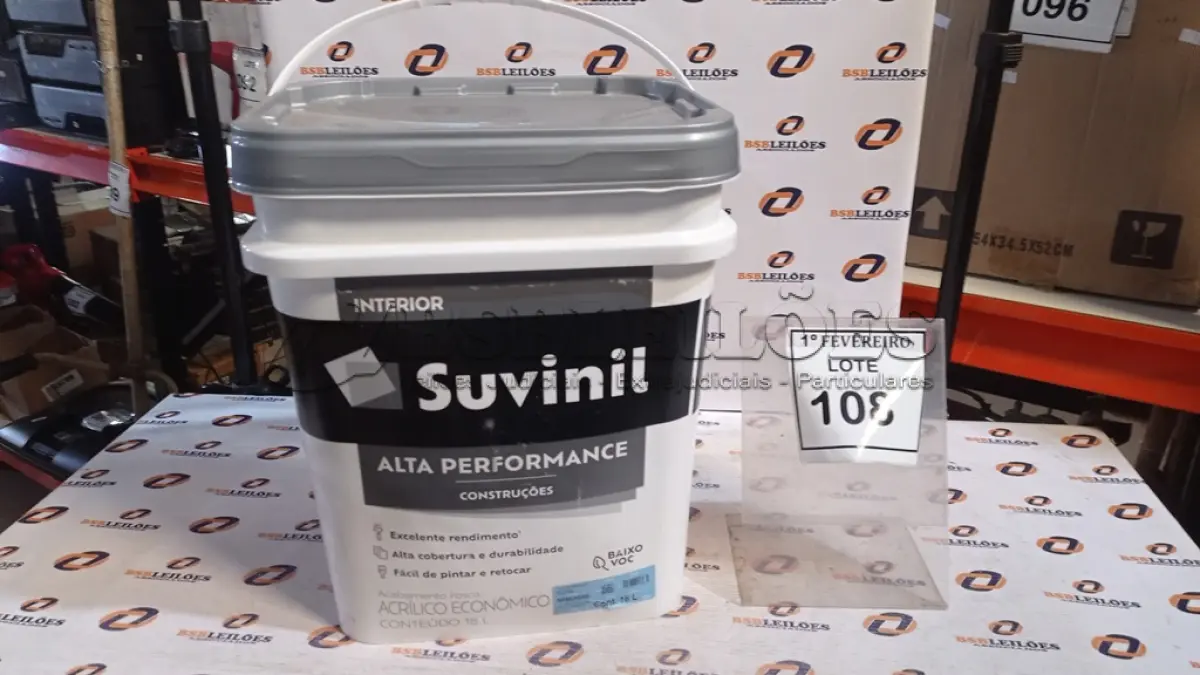 LOTE 108 - 01 BALDE DE TINTA ACRÍLICO ECONÔMICO INTERIOR 18L NA COR FOSCO BRANCO MARCA SUVINIL. (NO ESTADO) ATENÇÃO! FAZER A VISITAÇÃO ANTES DE ARREMATAR, NÃO SABEMOS SE FUNCIONA, LEILÃO NÃO TEM GARANTIA E NEM DEVOLUÇÃO, SUJEITO A POSSÍVEIS AVARIAS VISÍVEIS/OCULTAS E/OU AUSÊNCIA DE COMPONENTES.