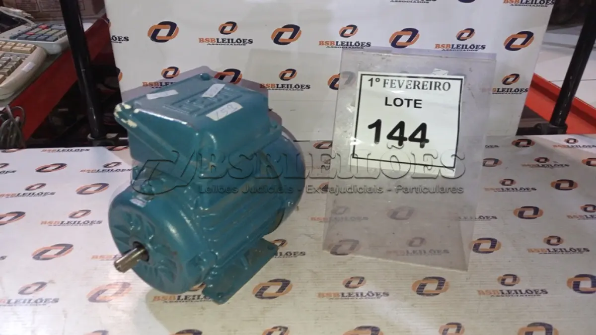 LOTE 144 - 01 MOTOR ELÉTRICO W22 MARCA WEG. (NO ESTADO) ATENÇÃO! FAZER A VISITAÇÃO ANTES DE ARREMATAR, NÃO SABEMOS SE FUNCIONA, LEILÃO NÃO TEM GARANTIA E NEM DEVOLUÇÃO, SUJEITO A POSSÍVEIS AVARIAS VISÍVEIS/OCULTAS E/OU AUSÊNCIA DE COMPONENTES.