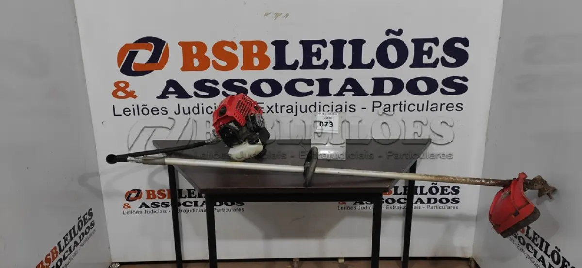 LOTE 073 - 01 ROÇADEIRA INCOMPLETA MARCA TOYAMA. (NO ESTADO) ATENÇÃO! FAZER A VISITAÇÃO ANTES DE ARREMATAR, NÃO SABEMOS SE FUNCIONA, LEILÃO NÃO TEM GARANTIA E NEM DEVOLUÇÃO, SUJEITO A POSSÍVEIS AVARIAS VISÍVEIS/OCULTAS E/OU AUSÊNCIA DE COMPONENTES.