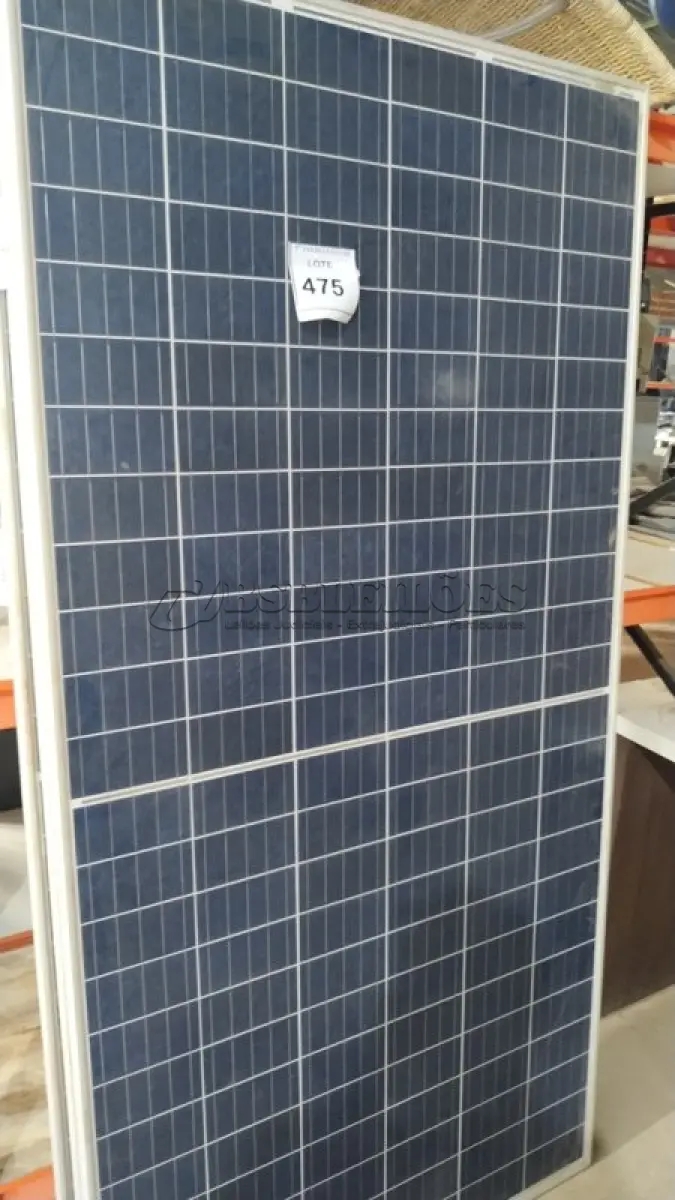 LOTE 475 - 01 MÓDULO SOLAR 340 WATTS. (NO ESTADO) ATENÇÃO! FAZER A VISITAÇÃO ANTES DE ARREMATAR, NÃO SABEMOS SE FUNCIONA, LEILÃO NÃO TEM GARANTIA E NEM DEVOLUÇÃO, SUJEITO A POSSÍVEIS AVARIAS VISÍVEIS/OCULTAS