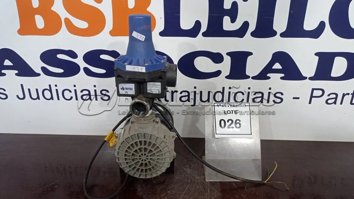 LOTE 026 - 01 BOMBA PRESSURIZADORA MARCA ORBITEC. (NO ESTADO) ATENÇÃO! FAZER A VISITAÇÃO ANTES DE ARREMATAR, NÃO SABEMOS SE FUNCIONA, LEILÃO NÃO TEM GARANTIA E NEM DEVOLUÇÃO, SUJEITO A POSSÍVEIS AVARIAS VISÍVEIS/OCULTAS E/OU AUSÊNCIA DE COMPONENTES.