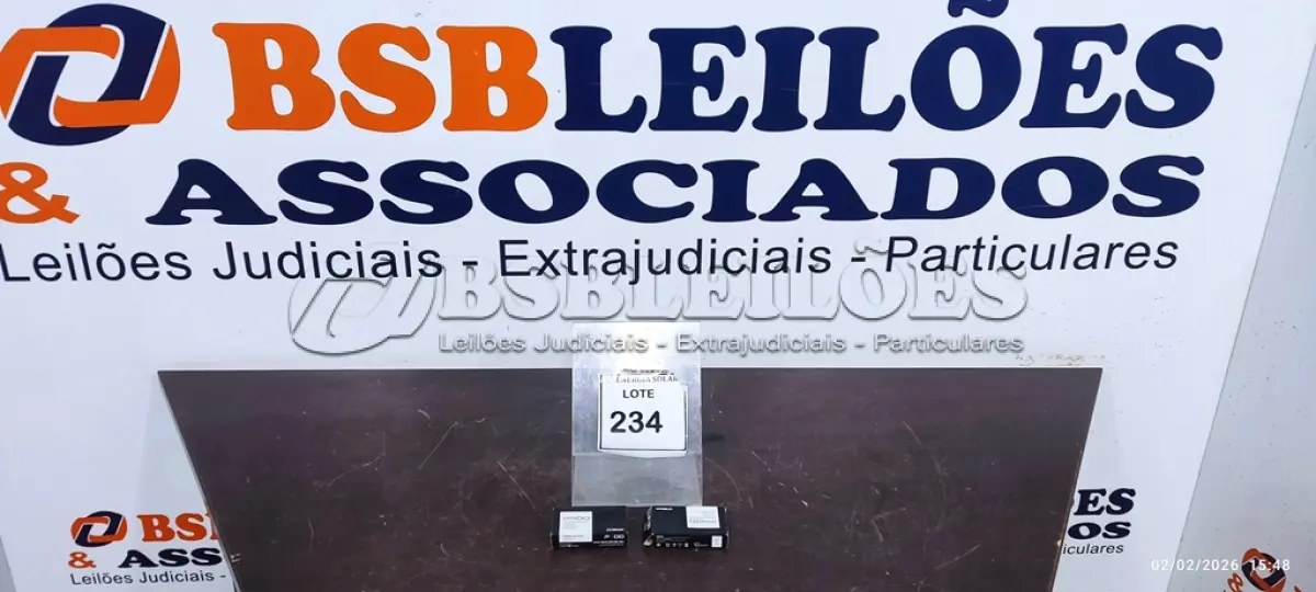 LOTE 234 - 02 CADEADOS DE LATÃO MARCAM PADO COM CHAVE N*50. (NO ESTADO) ATENÇÃO! FAZER A VISITAÇÃO ANTES DE ARREMATAR, NÃO SABEMOS SE FUNCIONA, LEILÃO NÃO TEM GARANTIA E NEM DEVOLUÇÃO, SUJEITO A POSSÍVEIS AVARIAS VISÍVEIS/OCULTAS E/OU AUSÊNCIA DE COMPONENTES.