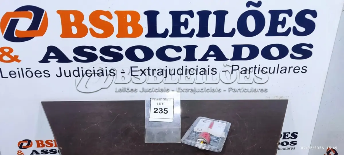 LOTE 235 - 01 SERRA COPO PARA ALVENARIA N* 50MM. (NO ESTADO) ATENÇÃO! FAZER A VISITAÇÃO ANTES DE ARREMATAR, NÃO SABEMOS SE FUNCIONA, LEILÃO NÃO TEM GARANTIA E NEM DEVOLUÇÃO, SUJEITO A POSSÍVEIS AVARIAS VISÍVEIS/OCULTAS E/OU AUSÊNCIA DE COMPONENTES.