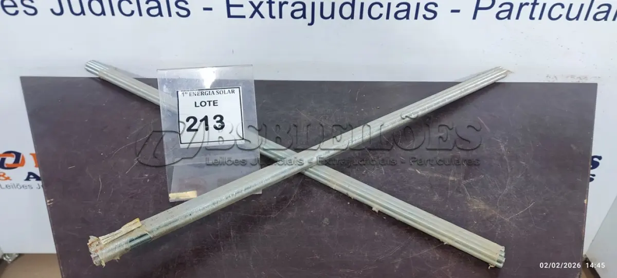 LOTE 213 - 01 LOTE COM BARRAS ROSCADAS. (NO ESTADO) ATENÇÃO! FAZER A VISITAÇÃO ANTES DE ARREMATAR, NÃO SABEMOS SE FUNCIONA, LEILÃO NÃO TEM GARANTIA E NEM DEVOLUÇÃO, SUJEITO A POSSÍVEIS AVARIAS VISÍVEIS/OCULTAS E/OU AUSÊNCIA DE COMPONENTES.