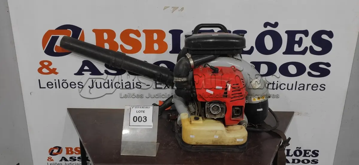 LOTE 003 - 01 SOPRADOR MARCA KAWASHIMA INCOMPLETO. (NO ESTADO) ATENÇÃO! FAZER A VISITAÇÃO ANTES DE ARREMATAR, NÃO SABEMOS SE FUNCIONA, LEILÃO NÃO TEM GARANTIA E NEM DEVOLUÇÃO, SUJEITO A POSSÍVEIS AVARIAS VISÍVEIS/OCULTAS E/OU AUSÊNCIA DE COMPONENTES.
