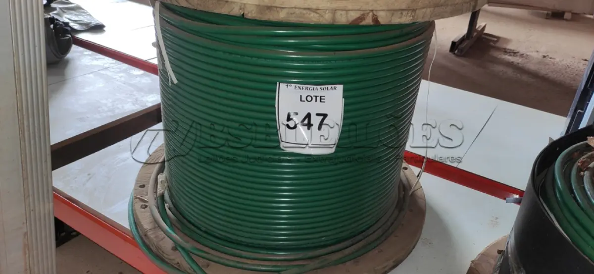 LOTE 547 - 355M DE CABO DE COBRE VERDE 0,35MM. (NO ESTADO) ATENÇÃO! FAZER A VISITAÇÃO ANTES DE ARREMATAR, NÃO SABEMOS SE FUNCIONA, LEILÃO NÃO TEM GARANTIA E NEM DEVOLUÇÃO, SUJEITO A POSSÍVEIS AVARIAS VISÍVEIS/OCULTAS
